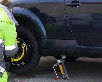 roadside tyre repairs and replacements